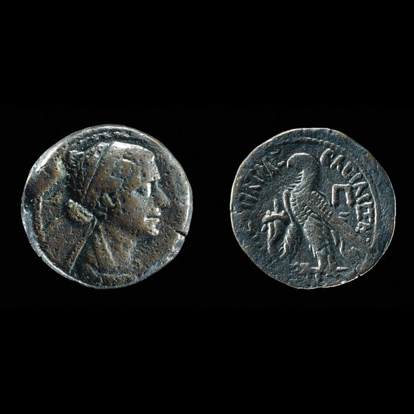Bronze coin of Cleopatra&nbsp;VII