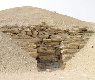 ENTRADA DA PIRÂMIDE DE AMENEMHET I