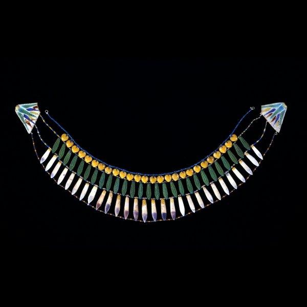 Faience openwork collar