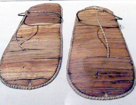 PAR DE SAND&Aacute;LIAS